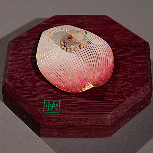 蓮弁〜蛙〜 サムネイル画像